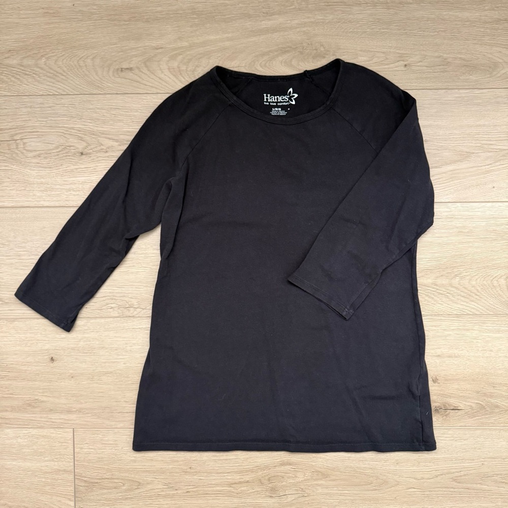 Hanes Classic Black Top Women’s Medium